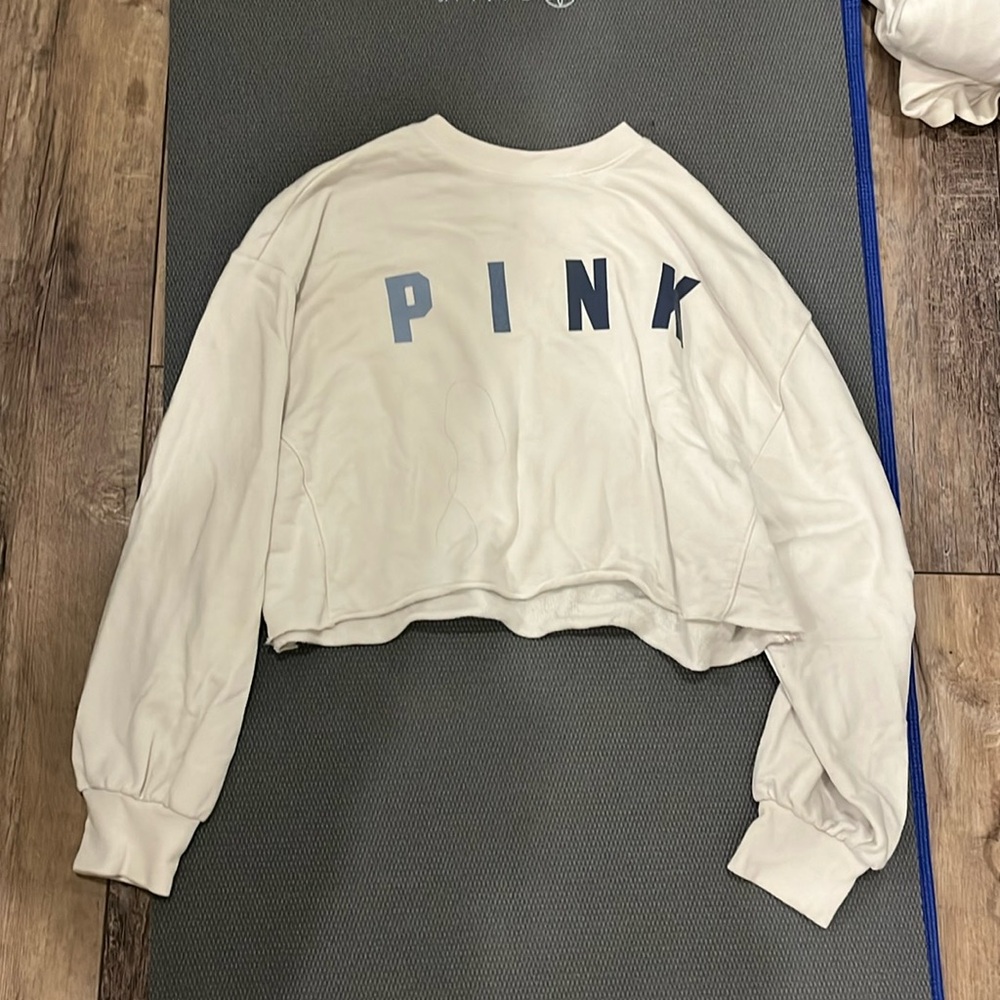 Victoria Secret PINK white cropped raw hem sweatshirt size S GUC